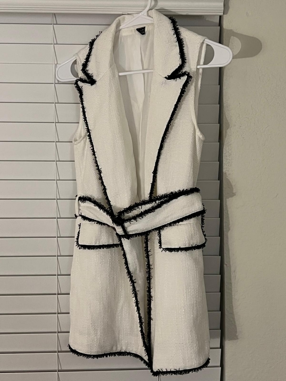 SHEIN White Textured Vest with Black Label